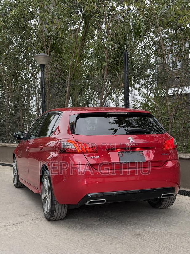 Peugeot 308 2019 Red