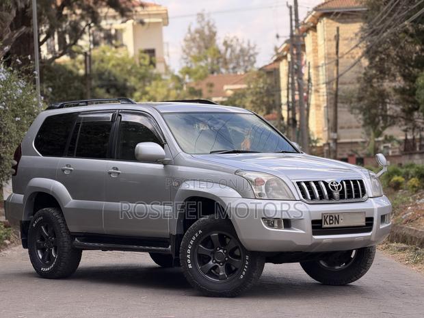 Toyota Land Cruiser Prado 2.7 5dr 2003 Silver
