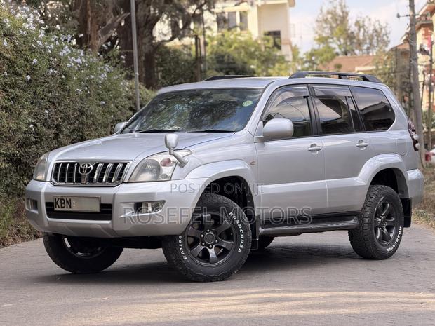 Toyota Land Cruiser Prado 2.7 5dr 2003 Silver