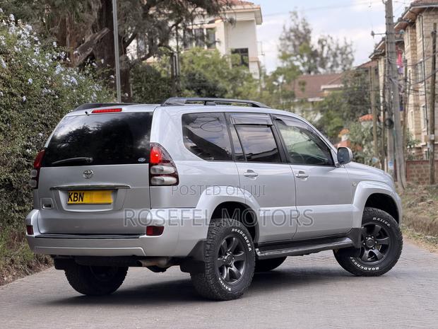 Toyota Land Cruiser Prado 2.7 5dr 2003 Silver