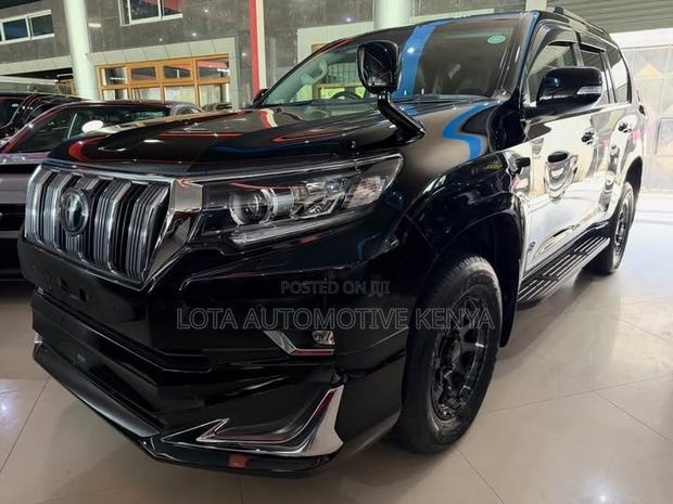 Toyota Land Cruiser Prado 2.8 2021 Black