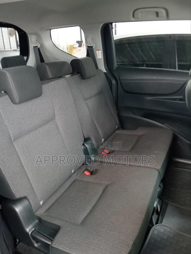 Toyota Sienta 2019 Black
