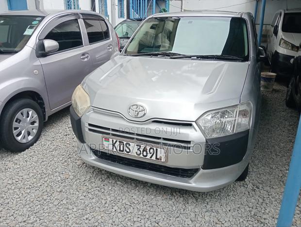 Toyota Probox 2016 Silver