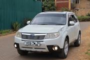 Subaru Forester 2009 White for sale