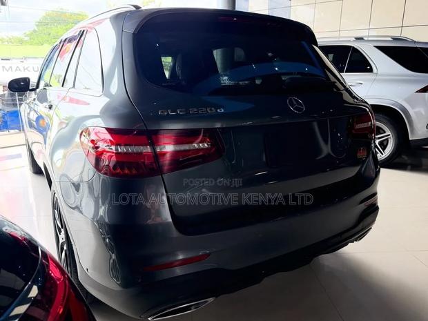 Mercedes-Benz GLC-Class 2019 Gray