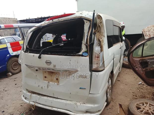 Nissan Serena 2013 White