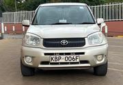 Toyota RAV4 2005 Gold for sale