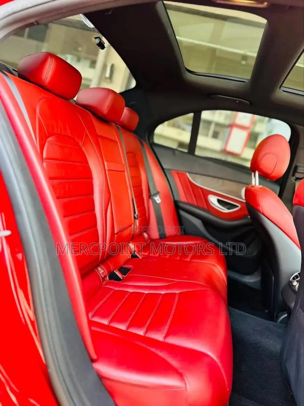 Mercedes-Benz C200 2019 Red
