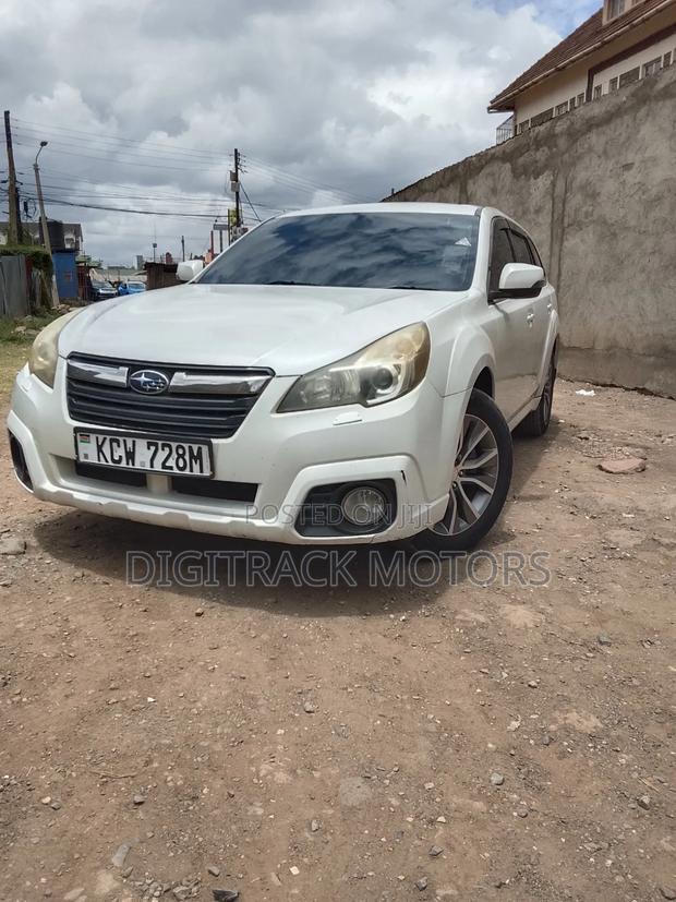 Subaru Outback 2013 White