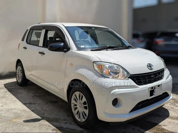 Toyota Passo 2020 White