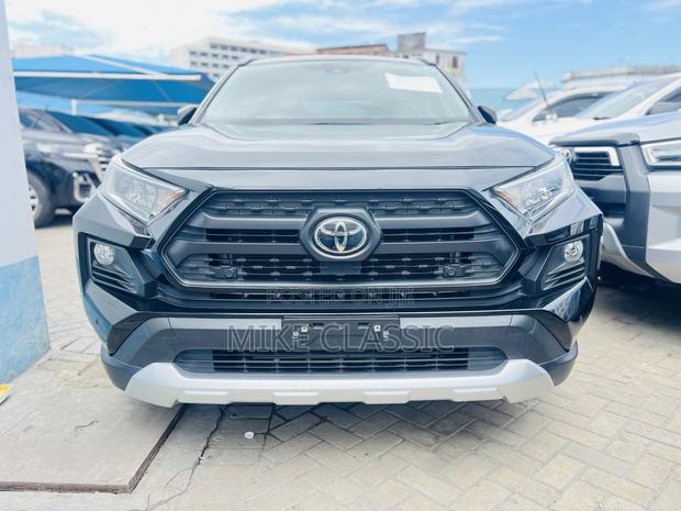 Toyota RAV4 2020 Black