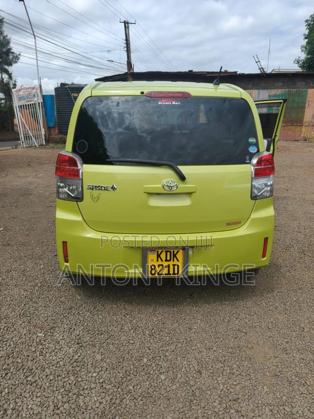 Toyota Spade 2016 Yellow