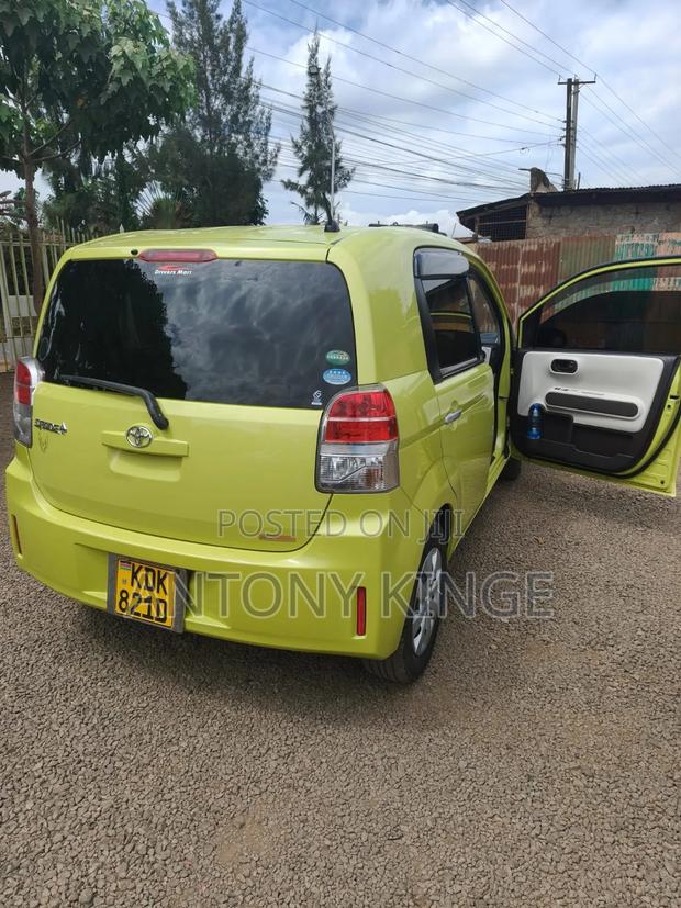 Toyota Spade 2016 Yellow