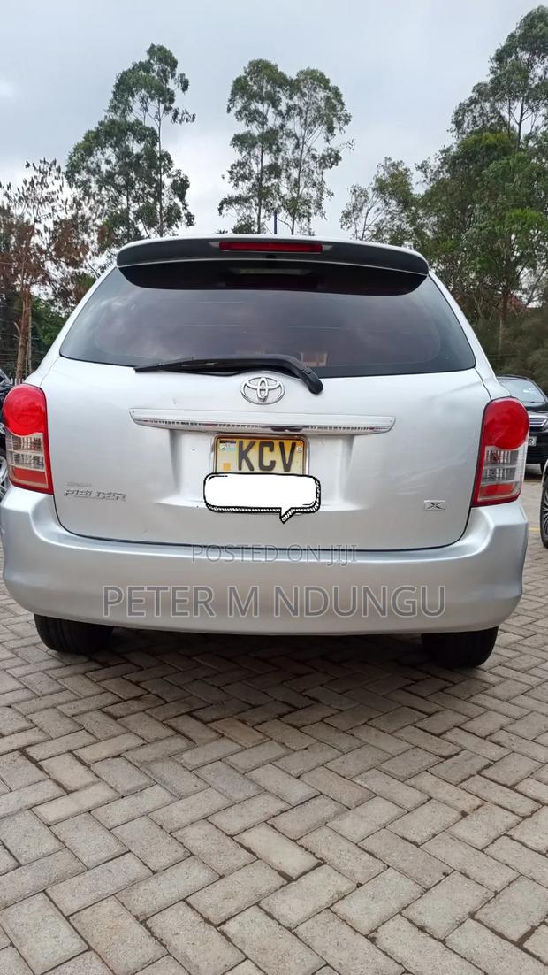 Toyota Corolla Fielder 2012 Silver