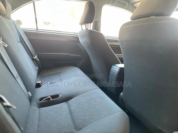 Toyota Axio 2019 Silver