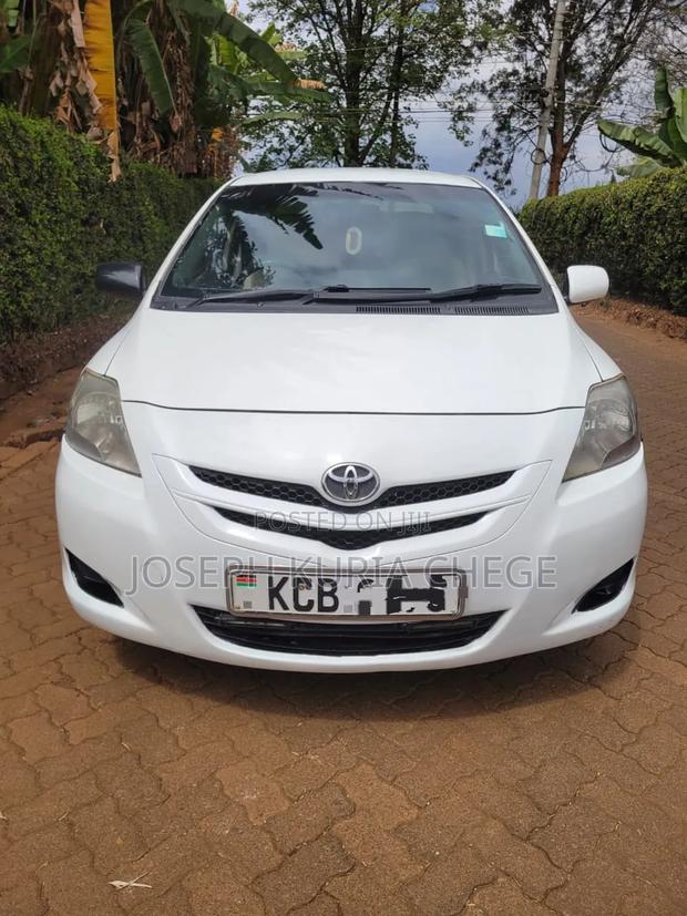 Toyota Belta 2007 White
