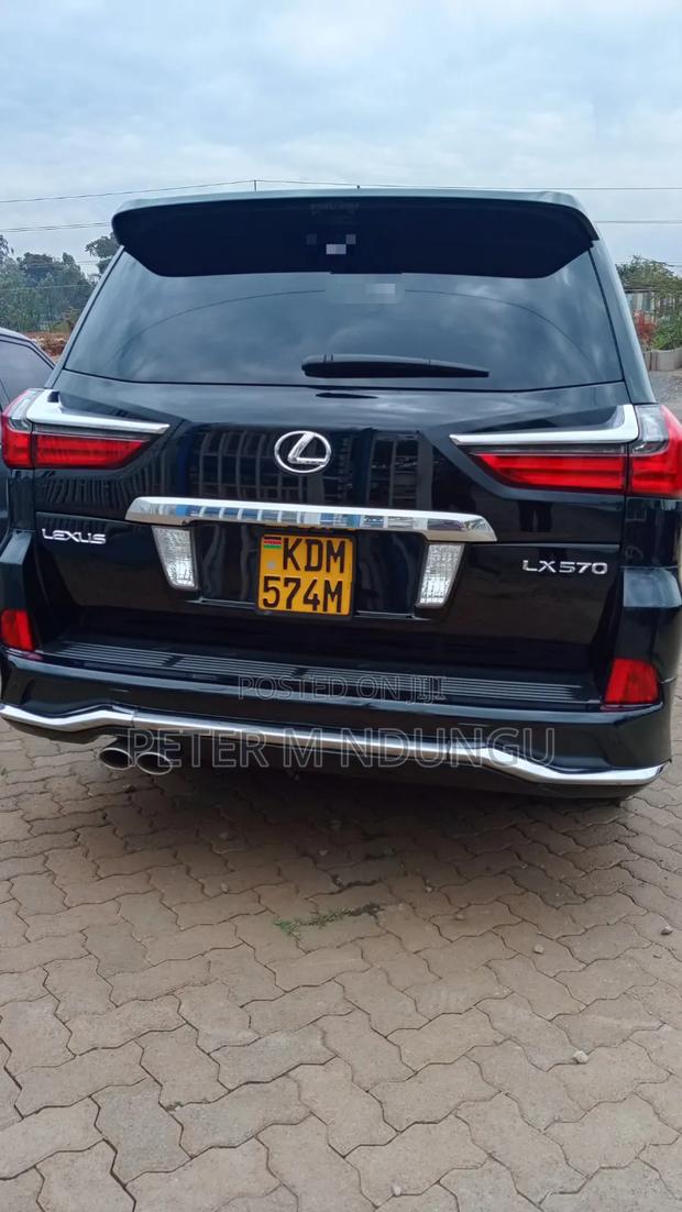 Lexus LX 2016 Black