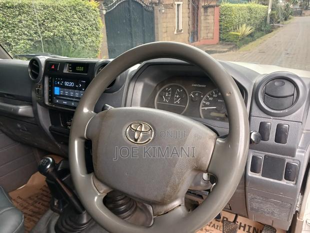 Toyota Land Cruiser 2014 White