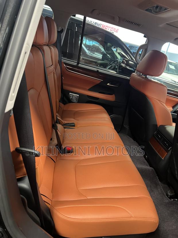 Lexus LX 2018 Black