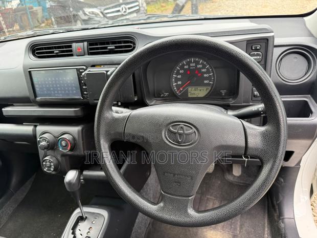Toyota Probox 1.3 DX 2WD 2019 White