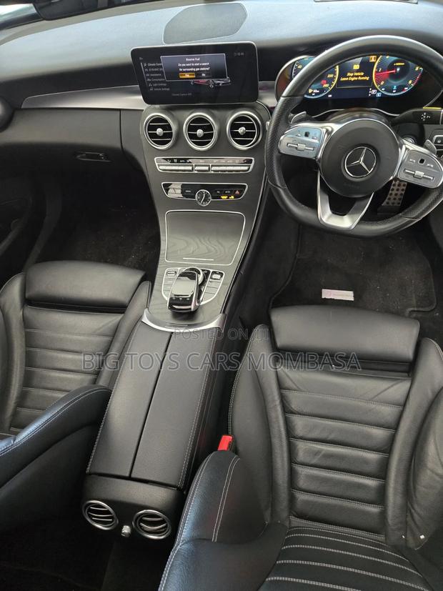 Mercedes-Benz 220 2019 White