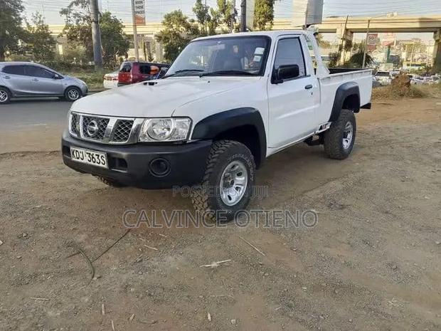 Nissan Patrol 2016 White