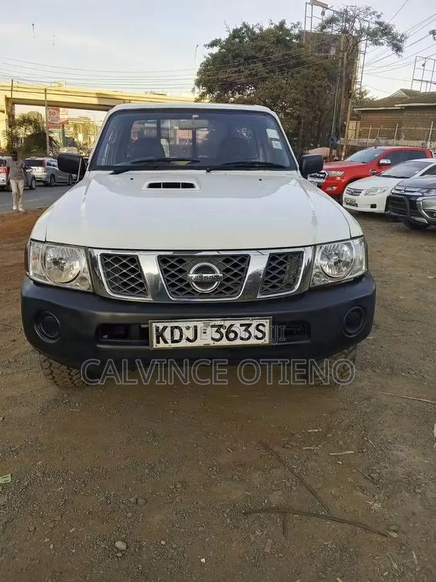 Nissan Patrol 2016 White