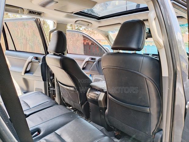 Toyota Land Cruiser Prado 2013 Gray