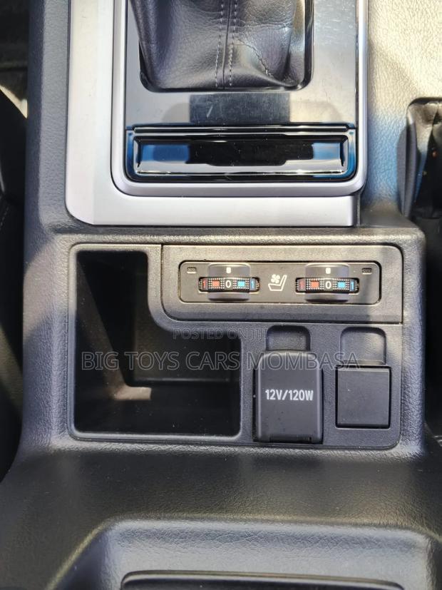 Toyota Land Cruiser Prado 2021 White