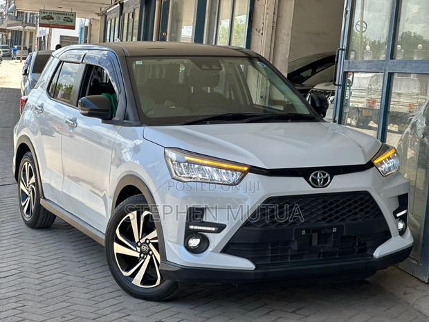 Toyota Raize 1.0 FWD 2021 White