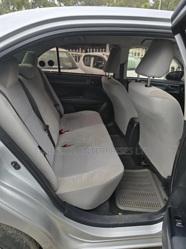 Toyota Axio 2016 Silver