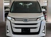 Toyota Noah 2021 Off white for sale