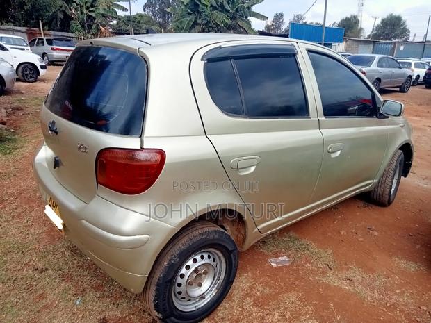 Toyota Vitz 2003 Gold
