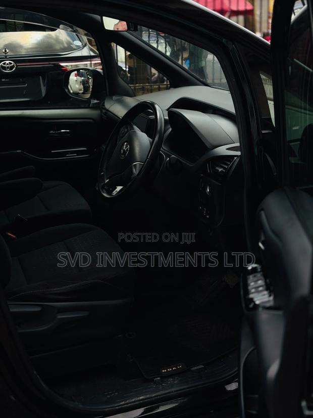 Toyota Noah 2.0 FWD (7 Seater) 2019 Black