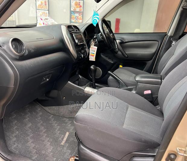 Toyota RAV4 2005