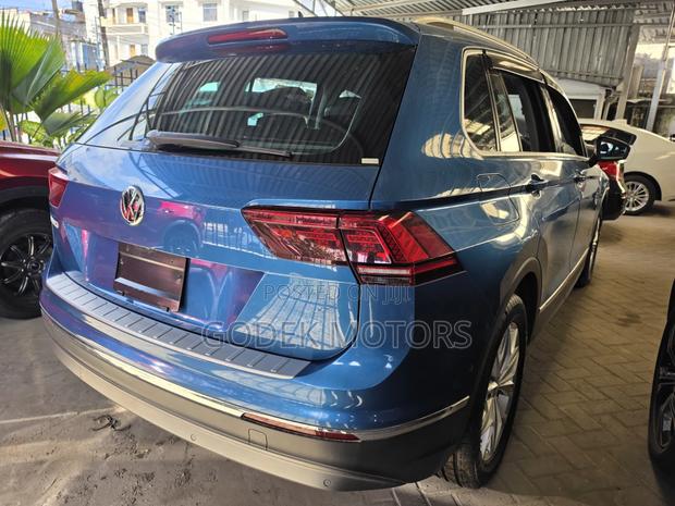 Volkswagen Tiguan 2019 Blue