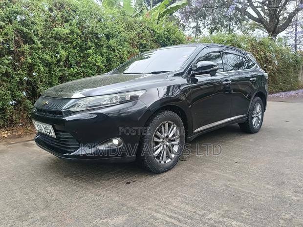 Toyota Harrier 2.0 2015 Black