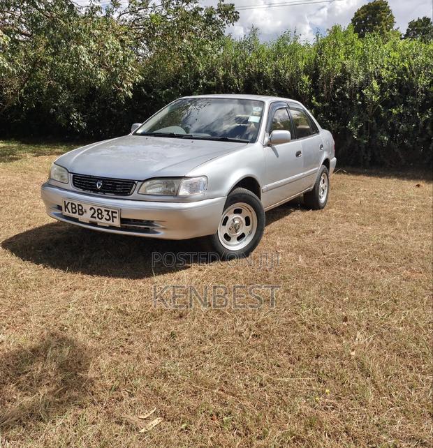 Toyota Corolla 2001 Gray