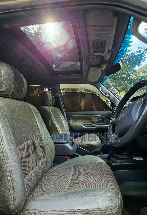 Toyota Land Cruiser Prado 1999 Silver