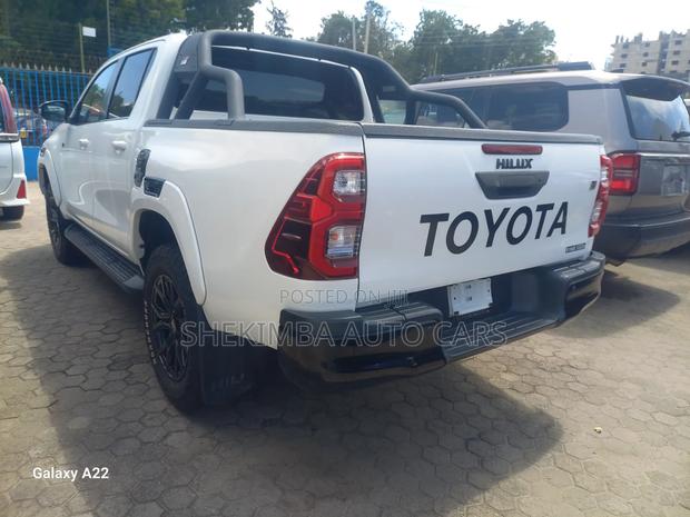 Toyota Hilux Revo Double Cab Deisel 2.8 AWD 2021 White