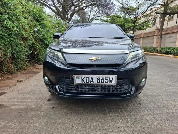 Toyota Harrier 2.0 2015 Black