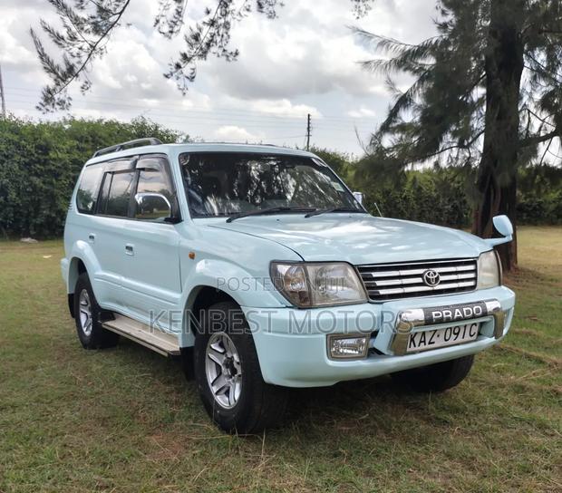 Toyota Land Cruiser Prado 2001 White