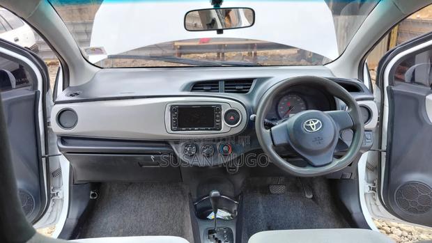 Toyota Vitz 2011 White