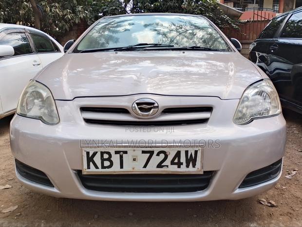 Toyota Corolla RunX 2007 Silver