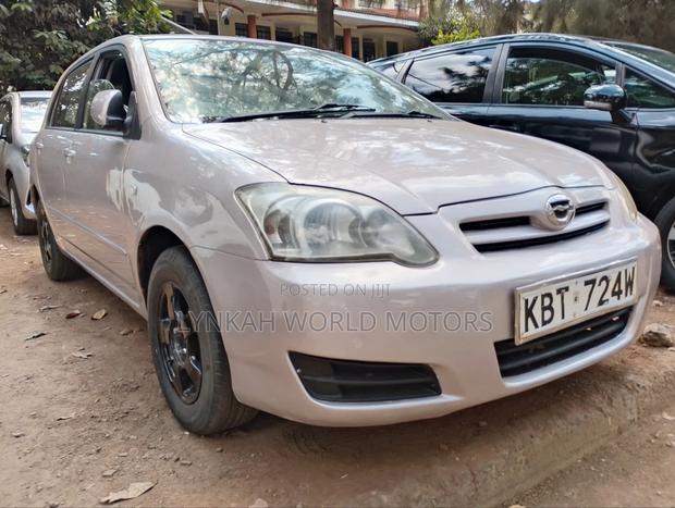 Toyota Corolla RunX 2007 Silver