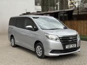 Toyota Noah 2017 Silver for sale