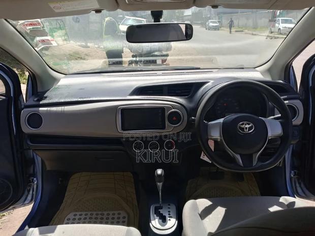 Toyota Vitz 2013