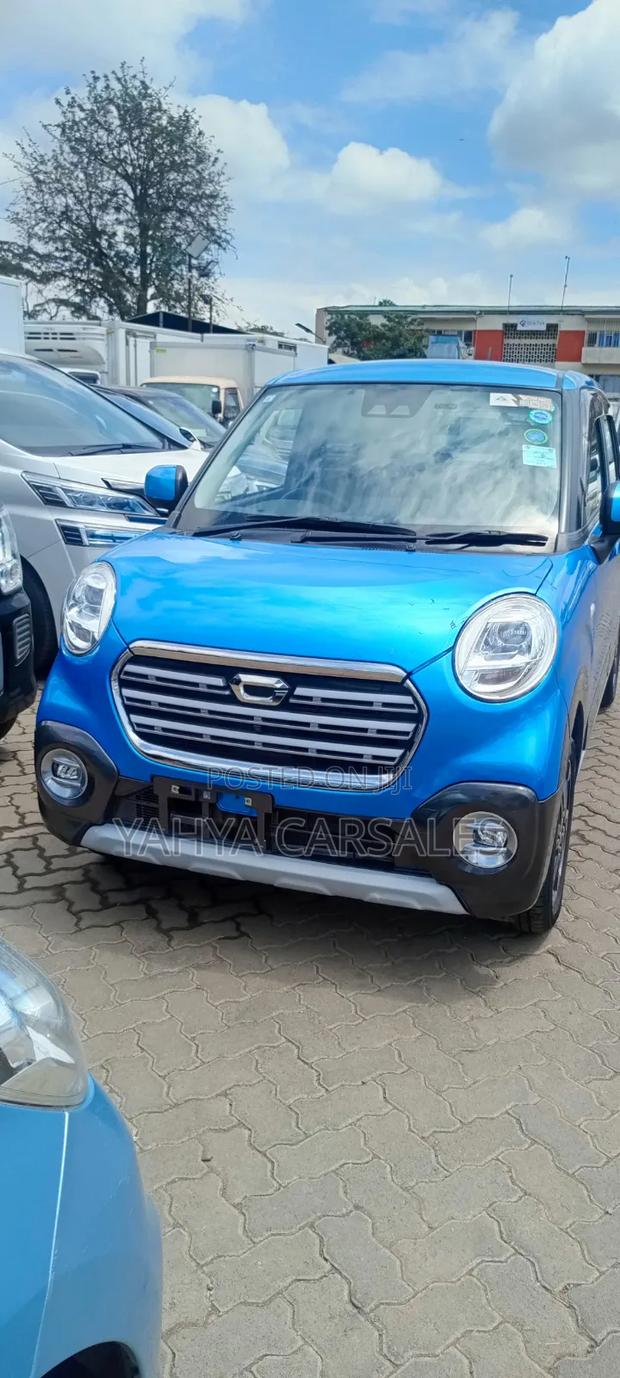 Daihatsu Cast 2019 Blue