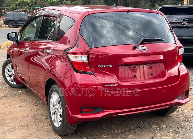 Nissan Note 2019 Red