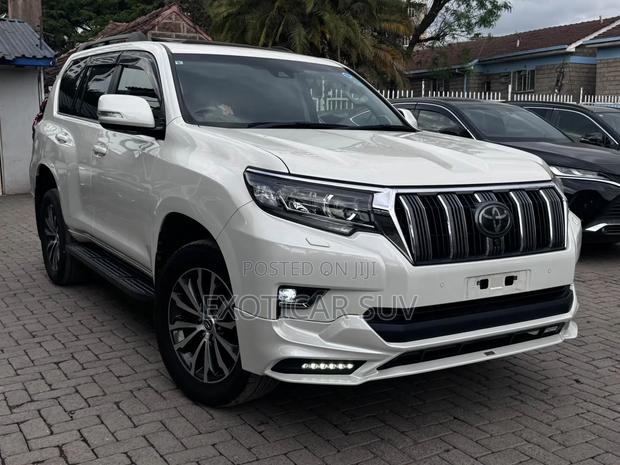 Toyota Land Cruiser Prado 2.8 2019 White